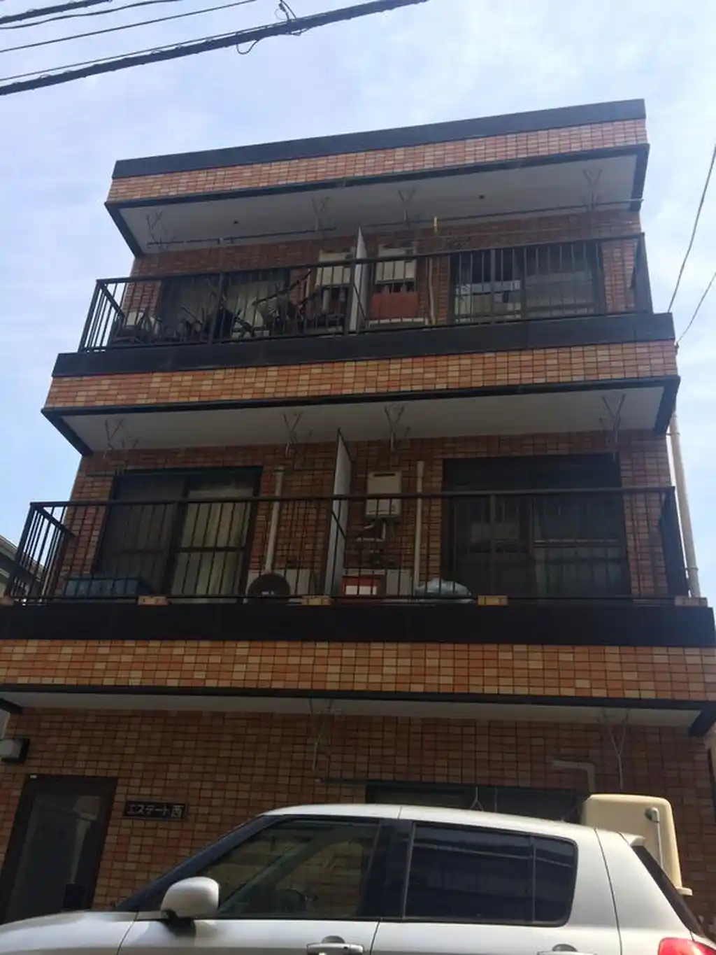 エステート西 外観